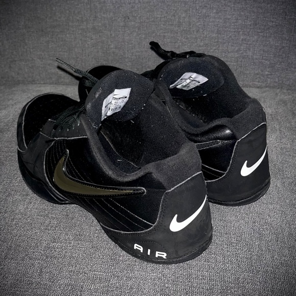 Nike Air Blackout Basketball Sneaker Shoes. Black. Size 10 - Picture 4 of 7
